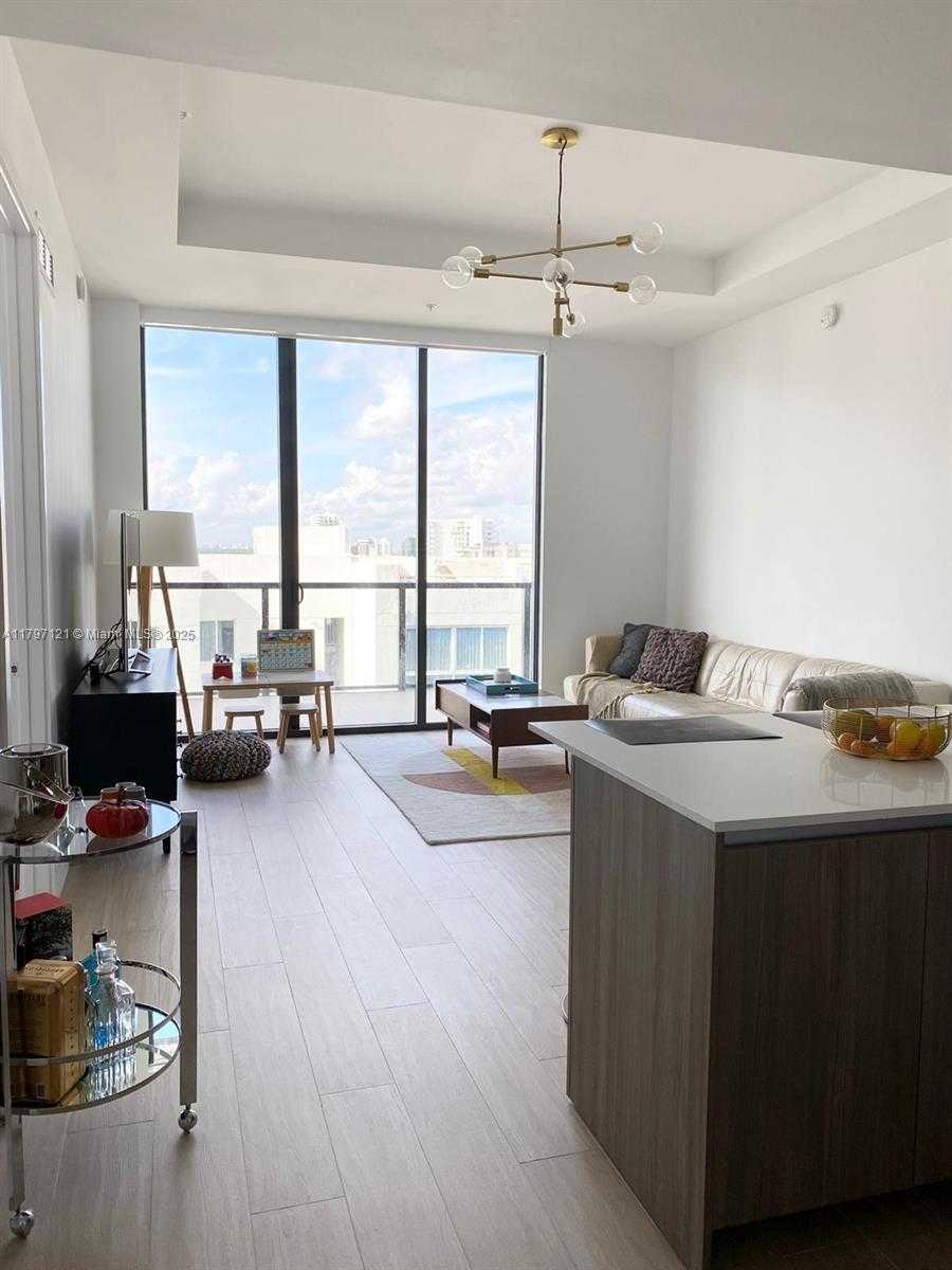 Small Image of 201 SOUTH WEST 17TH RD #903, Miami Number 8