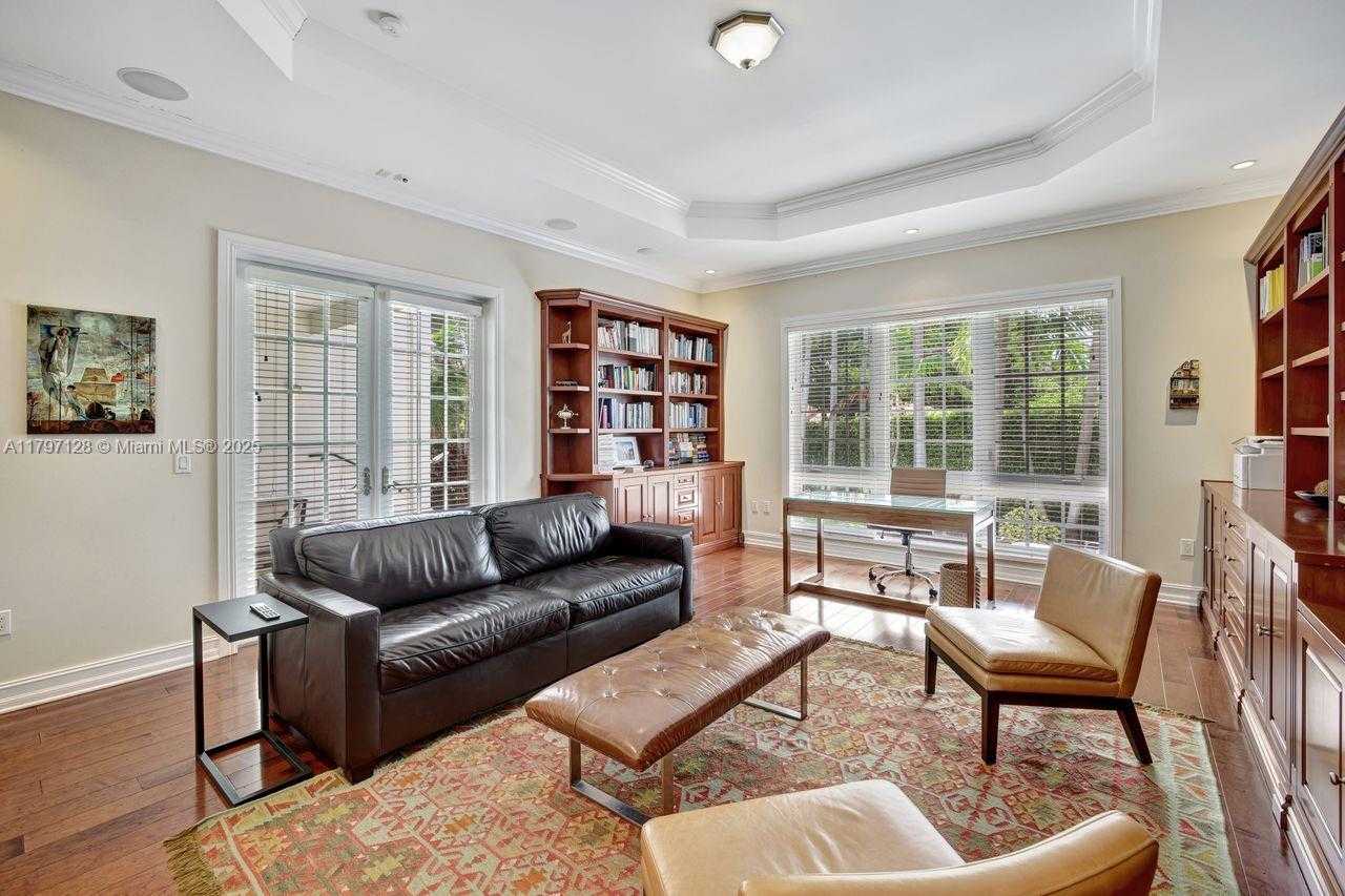 Small Image of 797 RIDGEWOOD RD, Key Biscayne Number 12