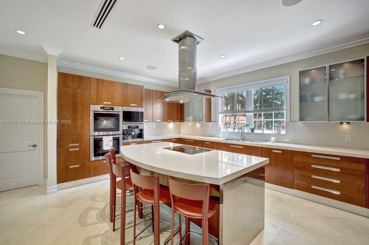 Small Image of 797 RIDGEWOOD RD, Key Biscayne Number 6