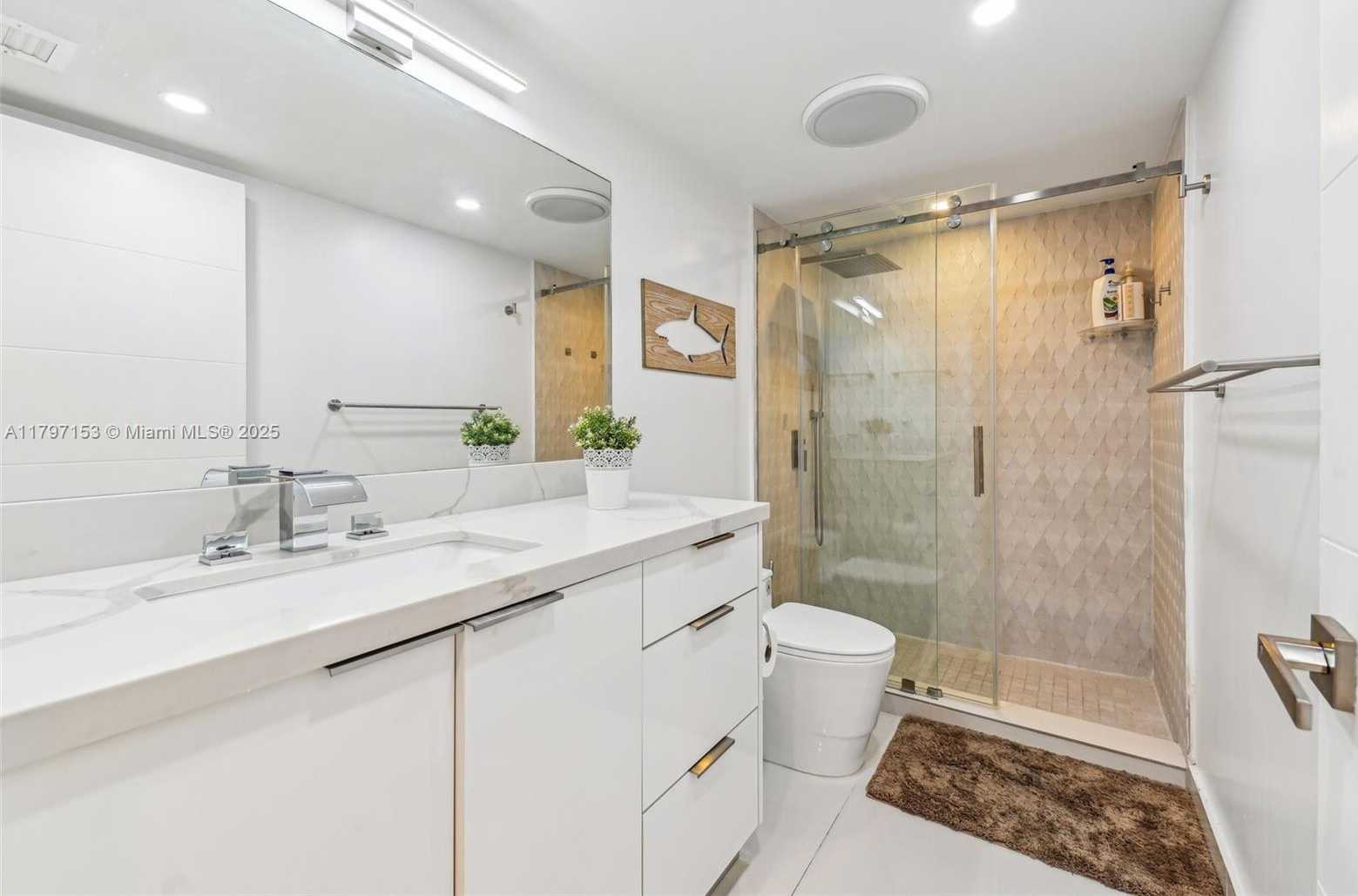 Small Image of 121 CRANDON BLVD #251, Key Biscayne Number 13