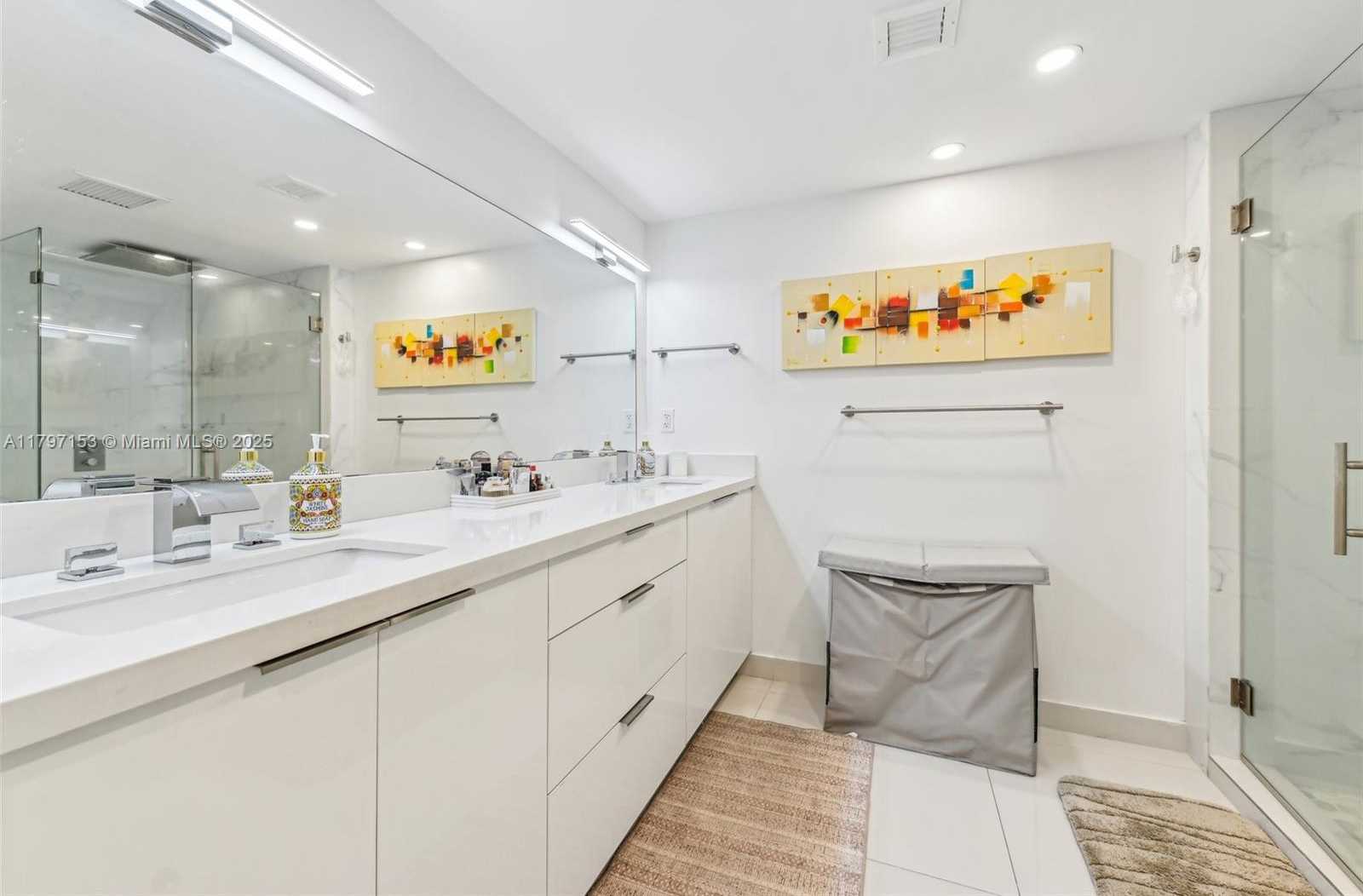 Small Image of 121 CRANDON BLVD #251, Key Biscayne Number 16