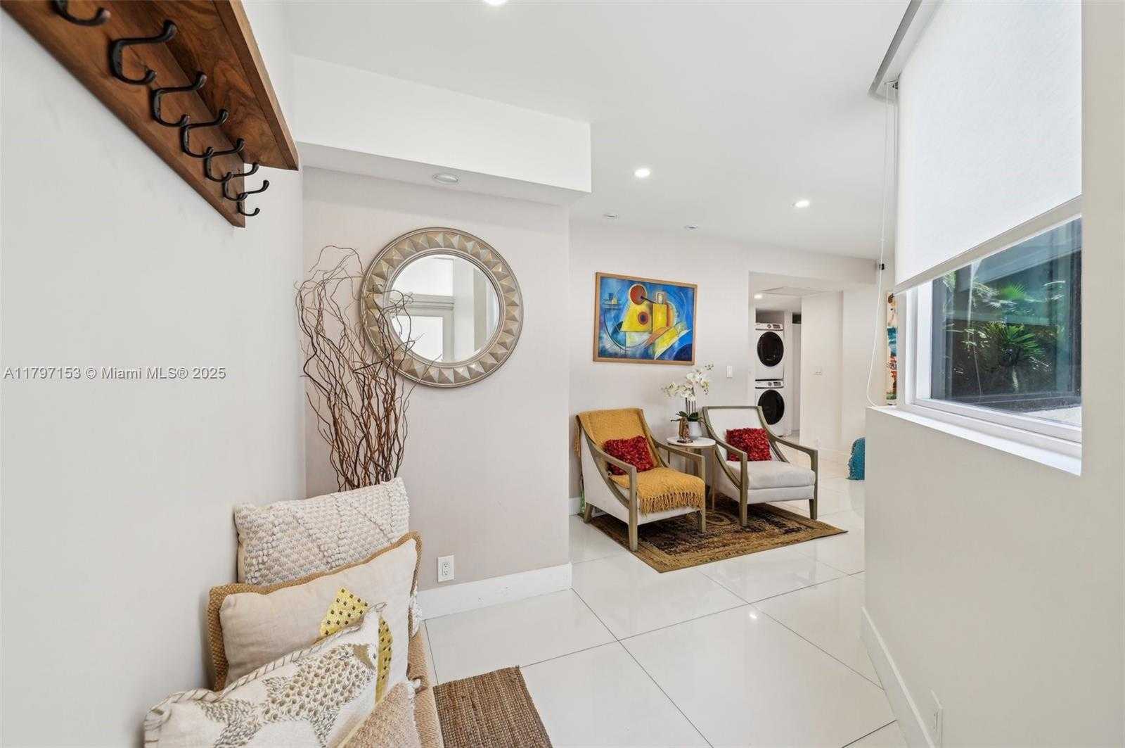 Small Image of 121 CRANDON BLVD #251, Key Biscayne Number 17