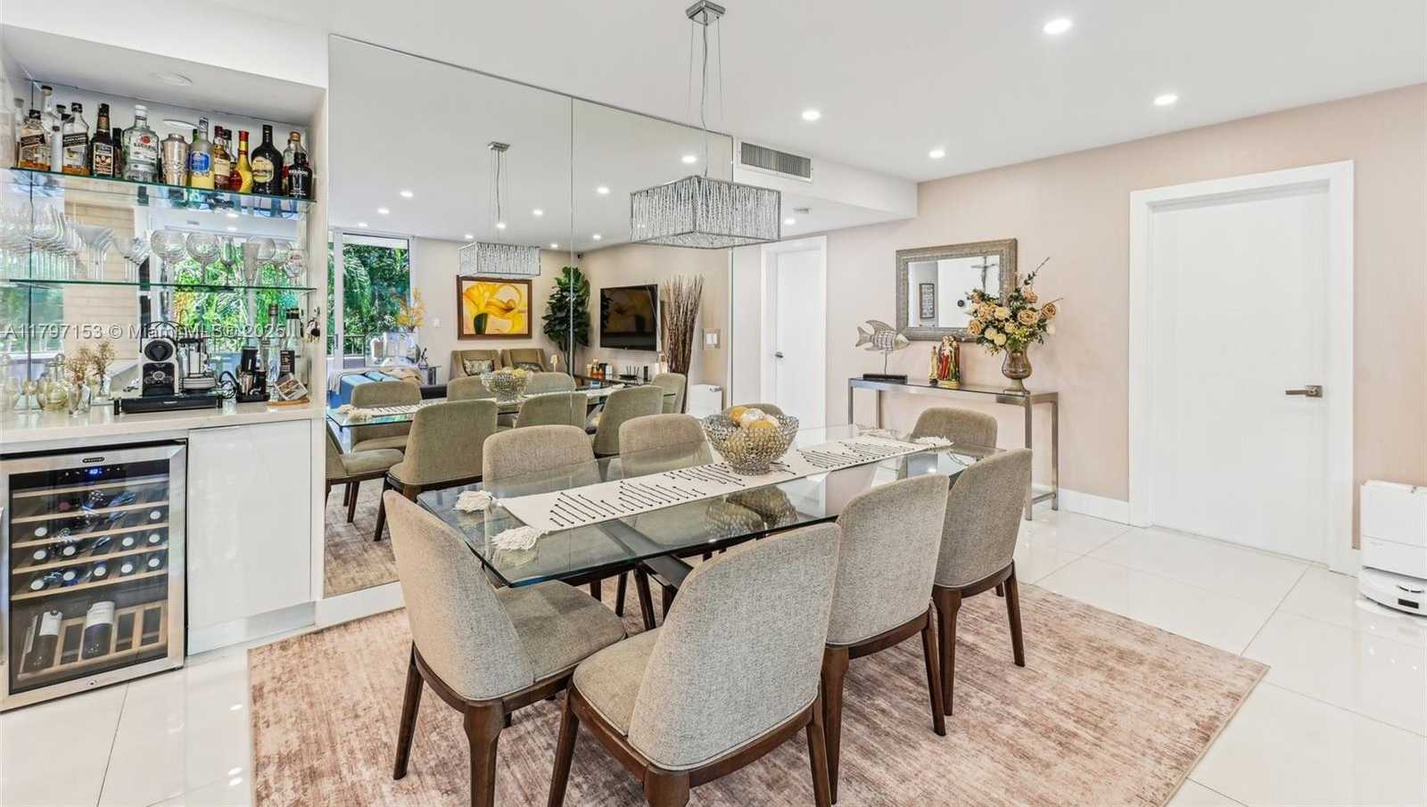 Small Image of 121 CRANDON BLVD #251, Key Biscayne Number 30