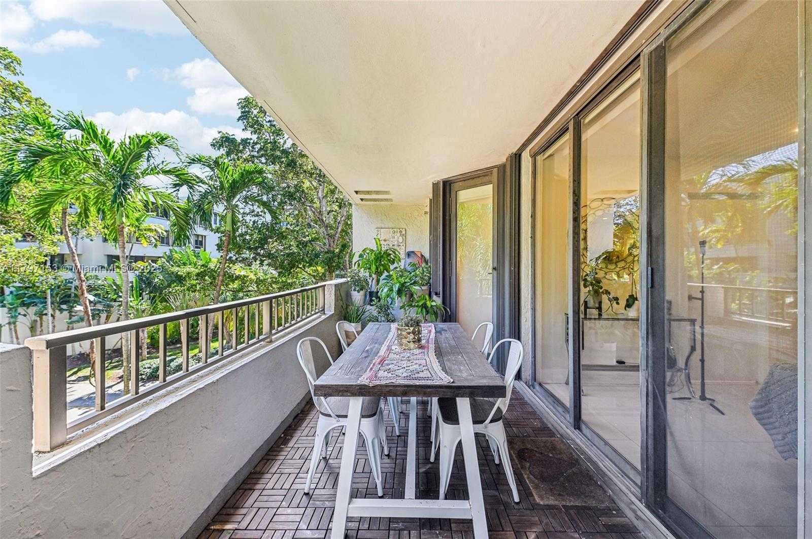 Small Image of 121 CRANDON BLVD #251, Key Biscayne Number 34