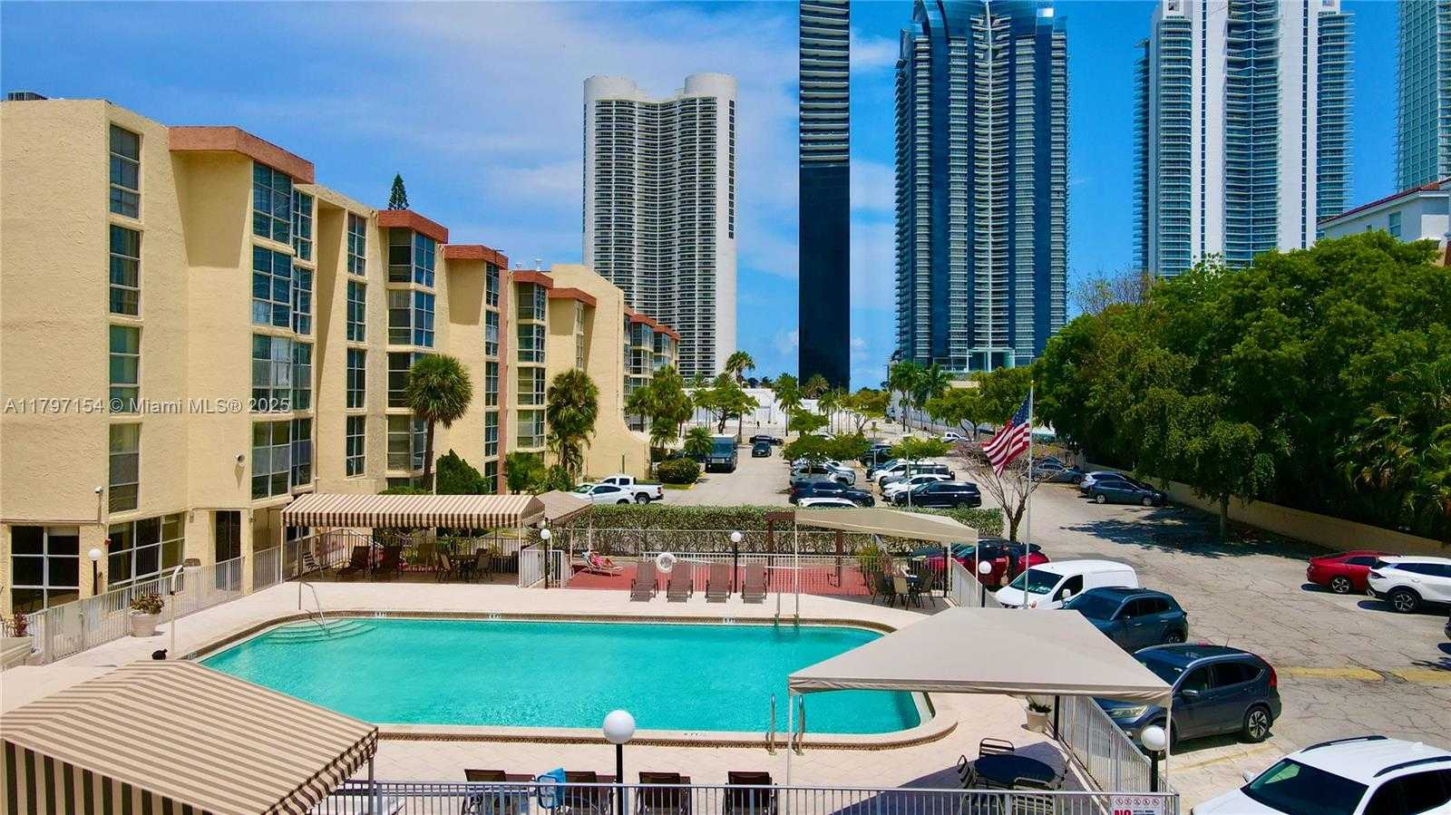 Small Image of 200 172ND ST #114, Sunny Isles Beach Number 2