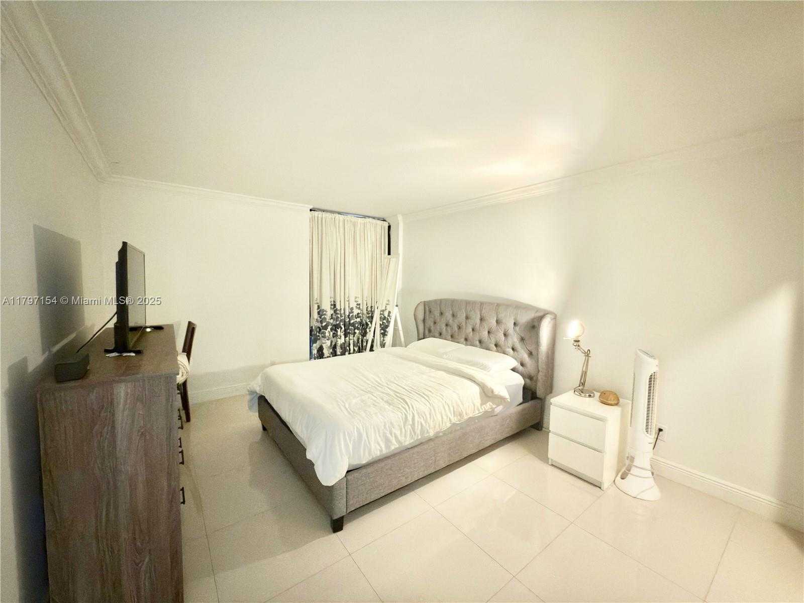Small Image of 200 172ND ST #114, Sunny Isles Beach Number 39