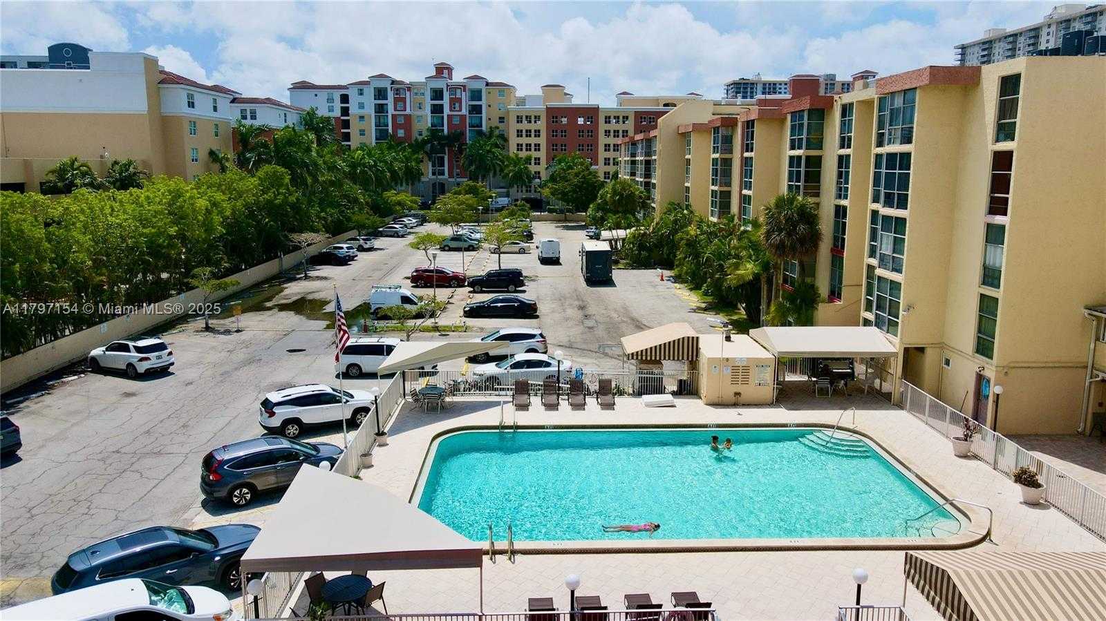 Small Image of 200 172ND ST #114, Sunny Isles Beach Number 7