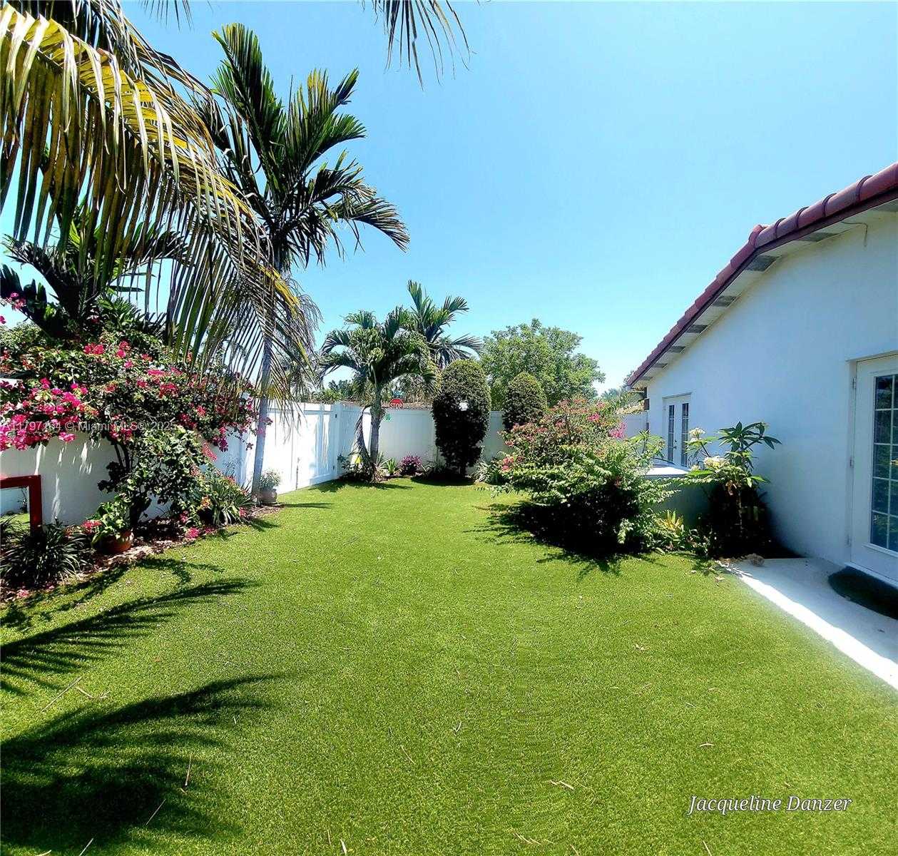 Small Image of 2241 NORTH EAST 38TH ST, Lighthouse Point Number 14
