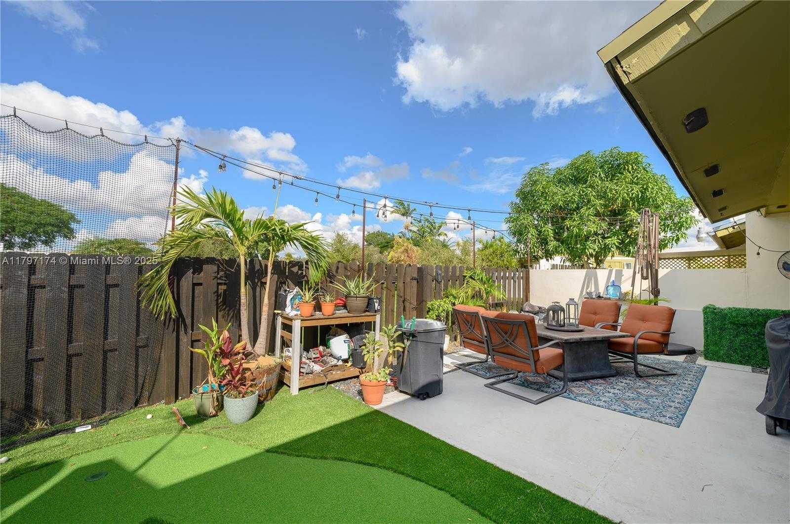 Small Image of 12022 SOUTH WEST 110TH ST CIR E, Miami Number 16