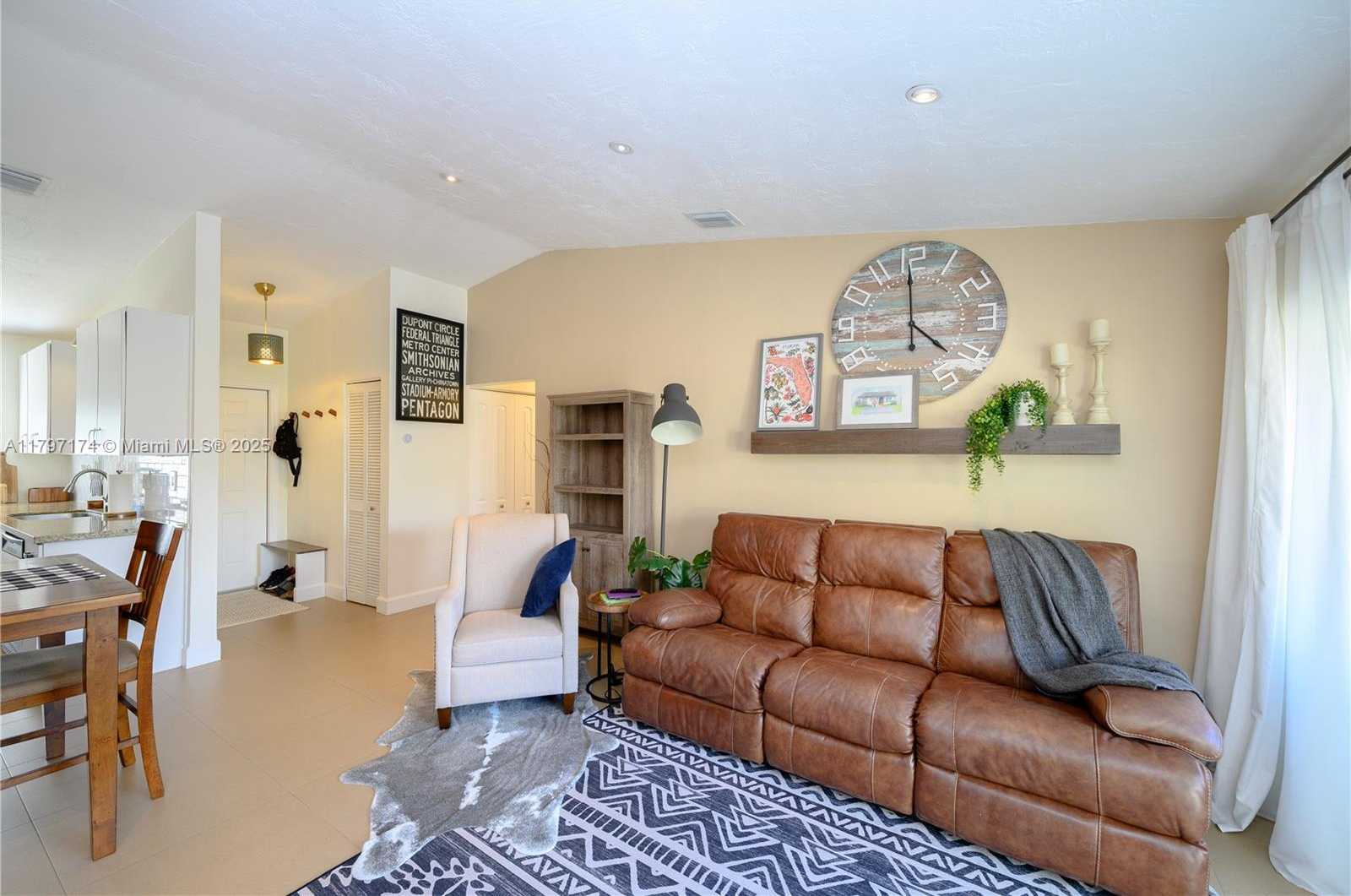 Small Image of 12022 SOUTH WEST 110TH ST CIR E, Miami Number 8