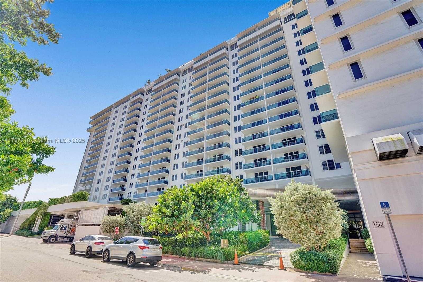 Small Image of 102 24TH #1121, Miami Beach Number 39