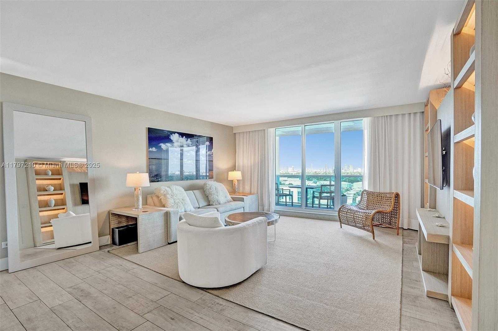 Small Image of 102 24TH #1121, Miami Beach Number 9