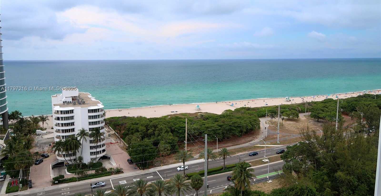 Small Image of 100 BAYVIEW DR #1815, Sunny Isles Beach Number 15