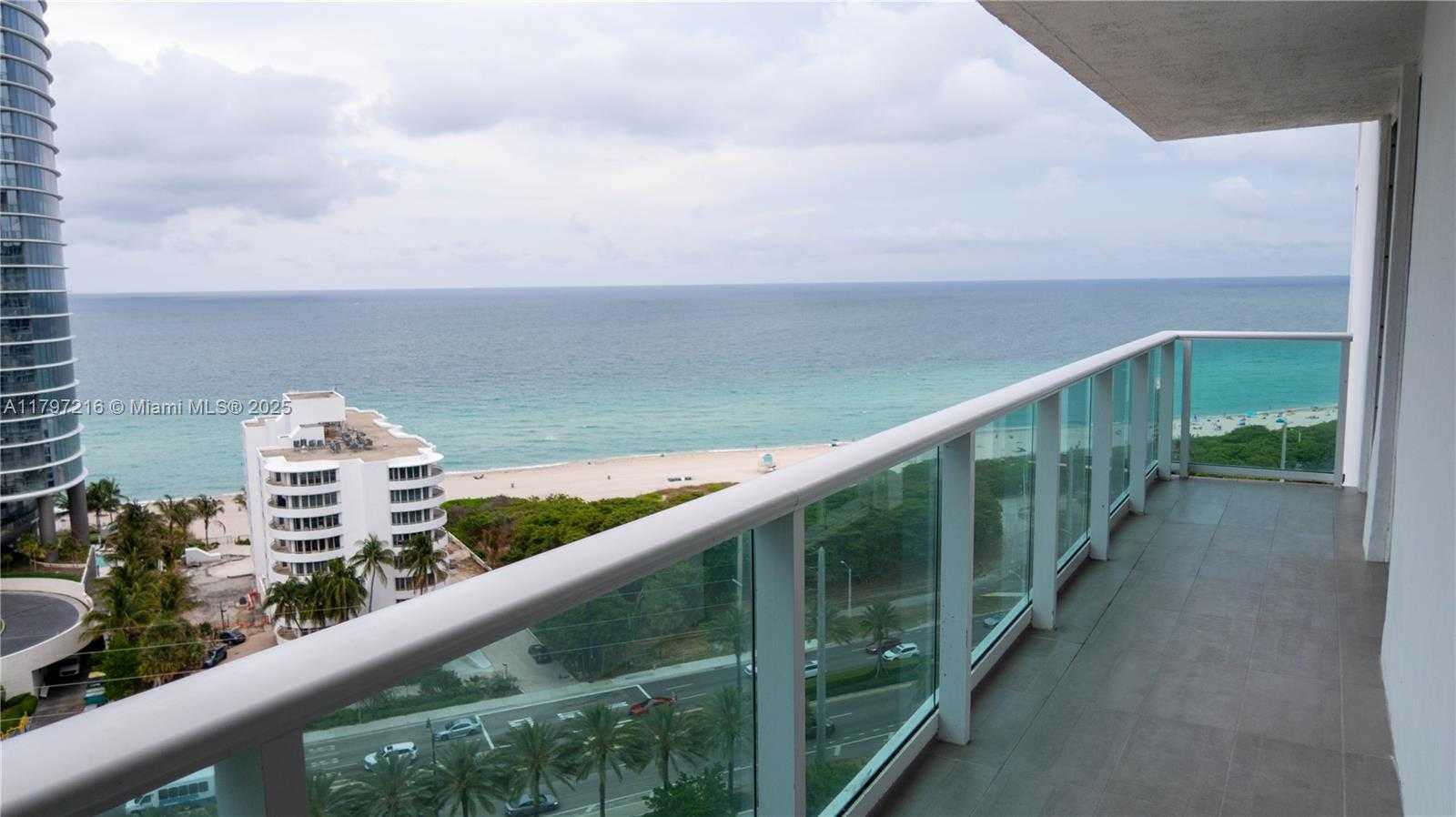 Small Image of 100 BAYVIEW DR #1815, Sunny Isles Beach Number 20