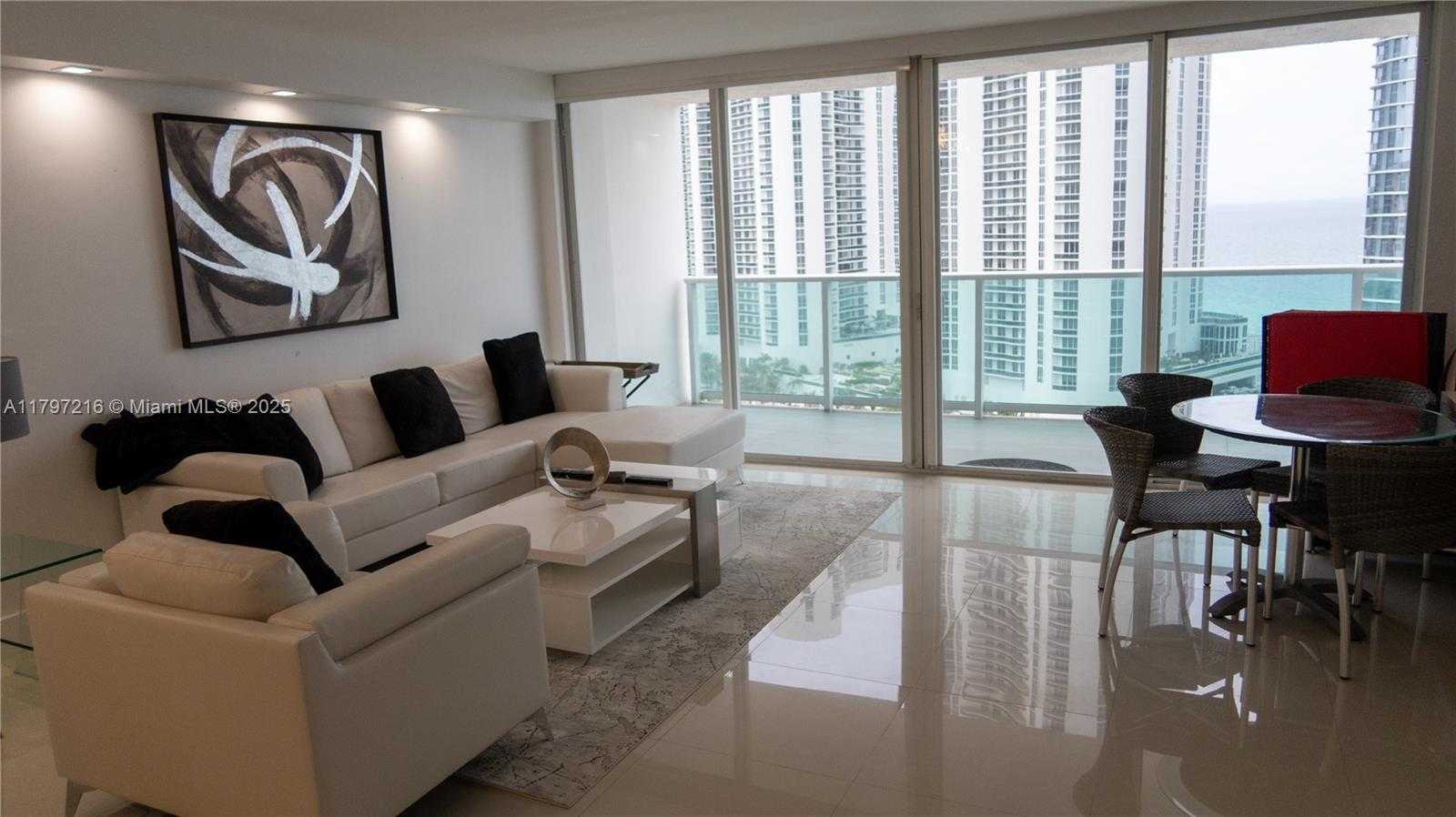 Small Image of 100 BAYVIEW DR #1815, Sunny Isles Beach Number 4