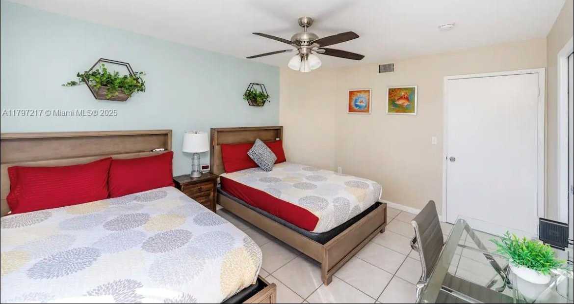 Small Image of 19999 EAST COUNTRY CLUB DR #1202, Aventura Number 10