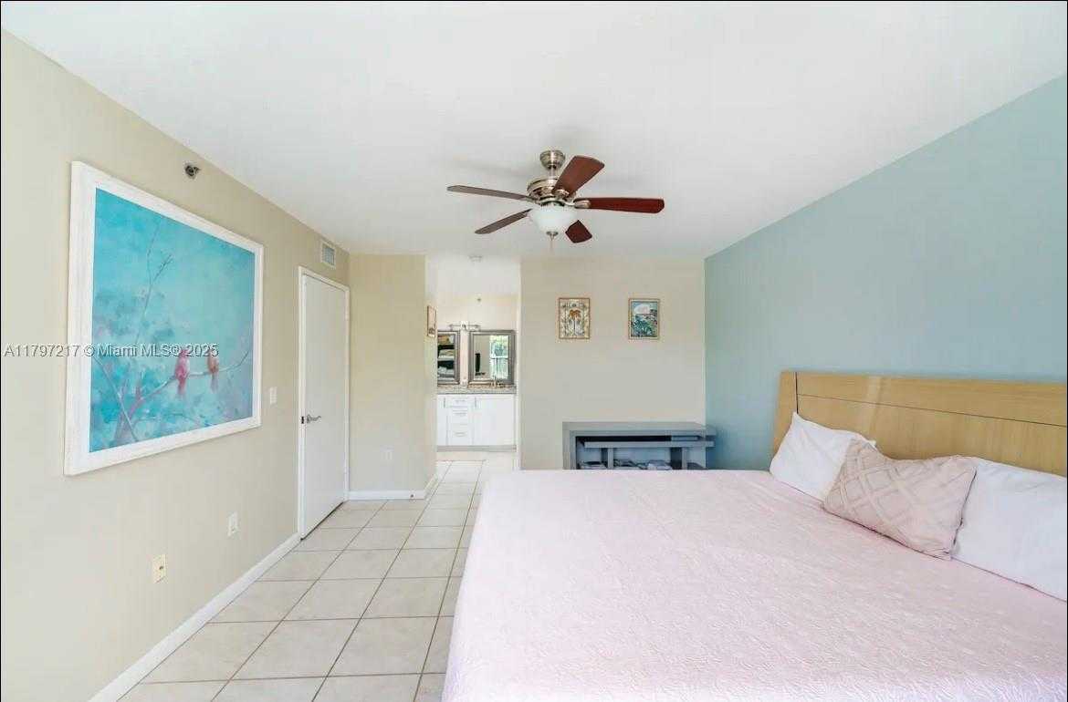Small Image of 19999 EAST COUNTRY CLUB DR #1202, Aventura Number 14