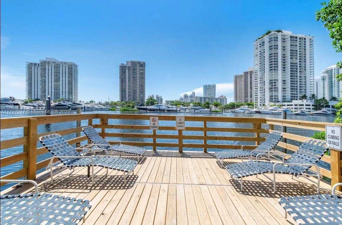 Small Image of 19999 EAST COUNTRY CLUB DR #1202, Aventura Number 26
