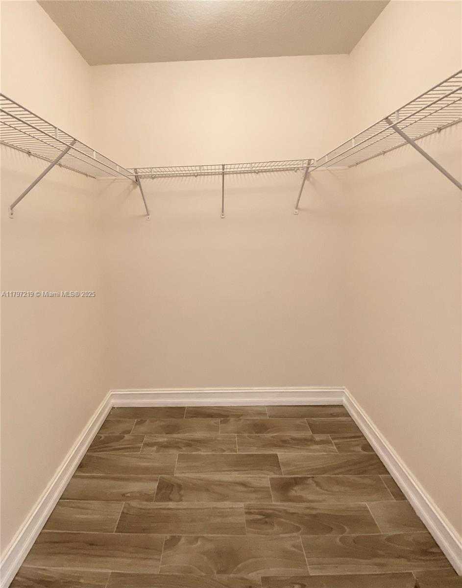 Small Image of 3001 NORTH EAST 185TH ST #605, Aventura Number 10