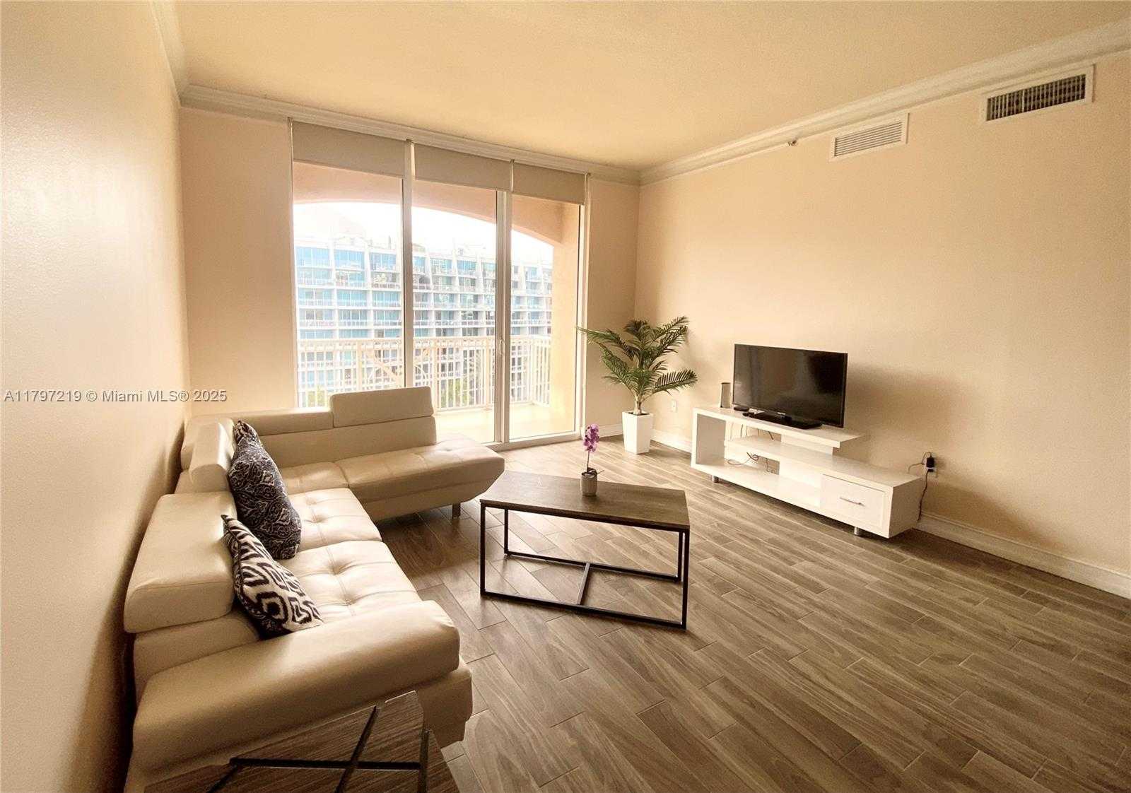 Small Image of 3001 NORTH EAST 185TH ST #605, Aventura Number 4