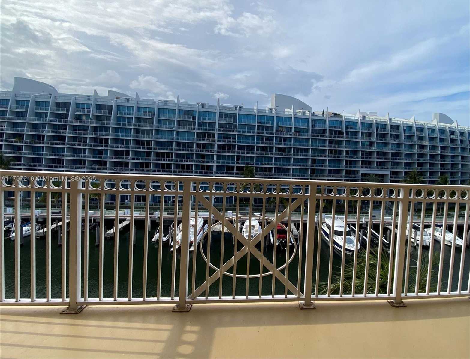 Small Image of 3001 NORTH EAST 185TH ST #605, Aventura Number 7
