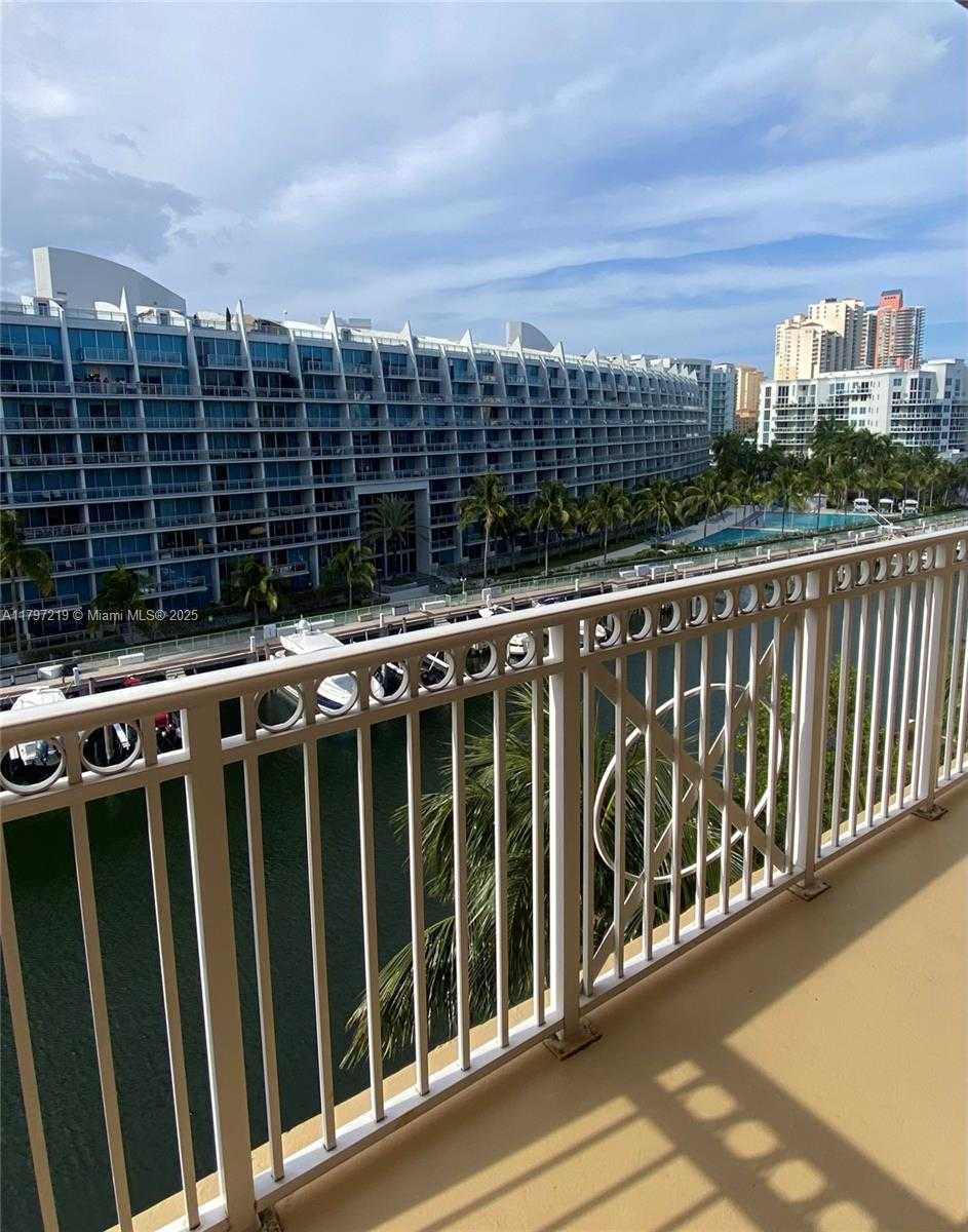 Small Image of 3001 NORTH EAST 185TH ST #605, Aventura Number 8