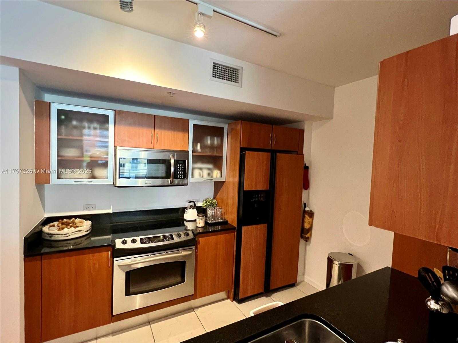 Small Image of 2775 NORTH EAST 187TH ST #319, Aventura Number 9