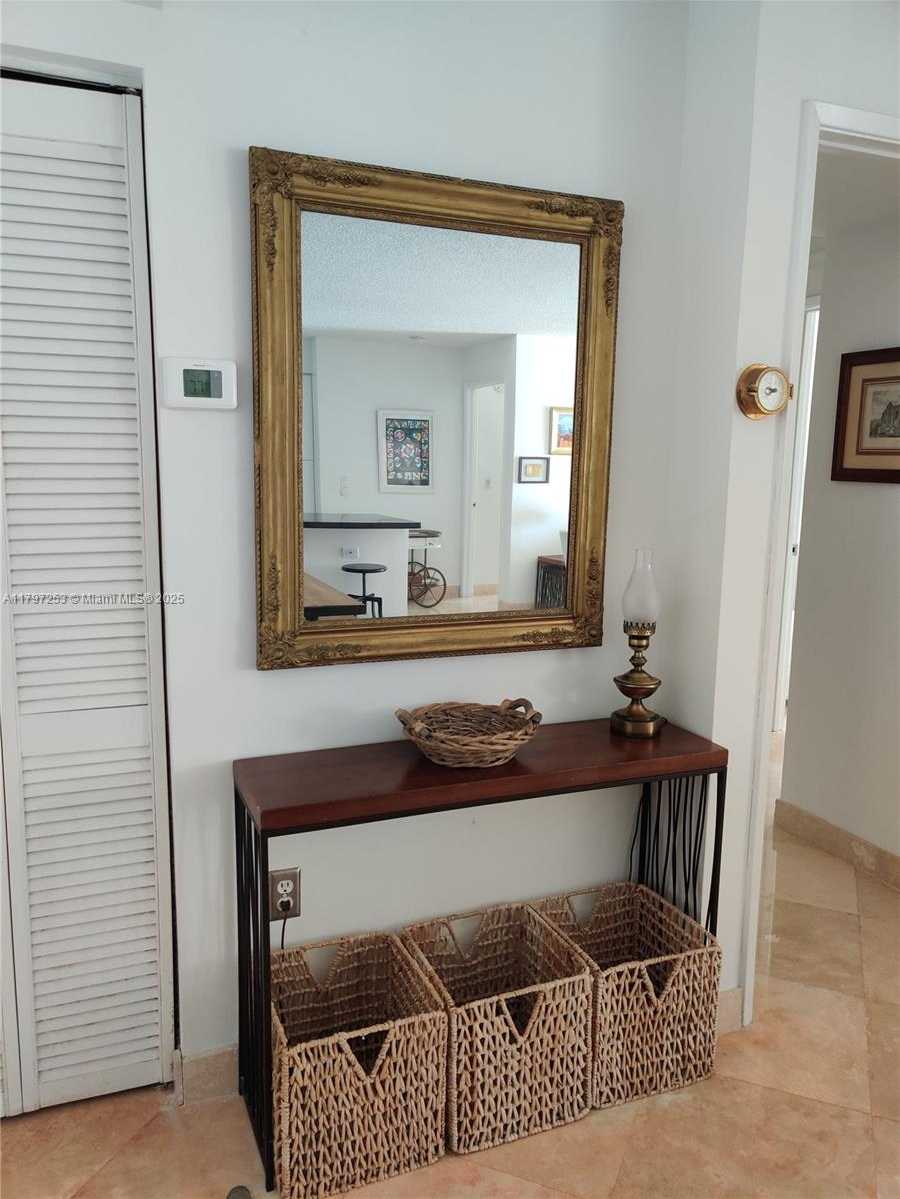 Small Image of 19877 EAST COUNTRY CLUB DR #3606, Aventura Number 2