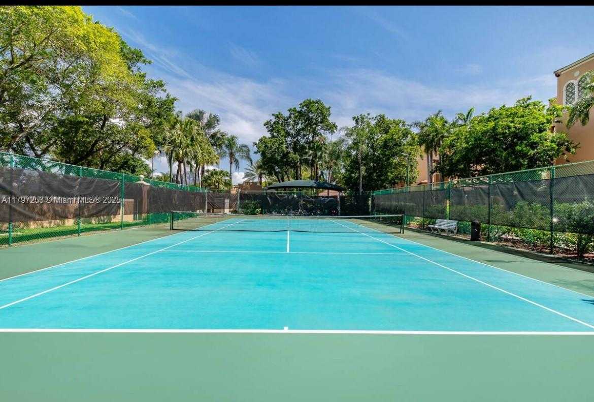 Small Image of 19877 EAST COUNTRY CLUB DR #3606, Aventura Number 30
