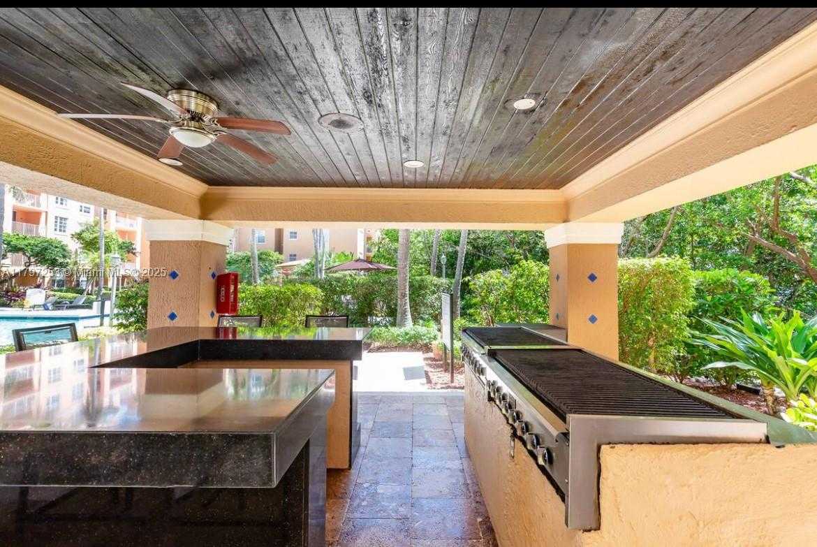 Small Image of 19877 EAST COUNTRY CLUB DR #3606, Aventura Number 32