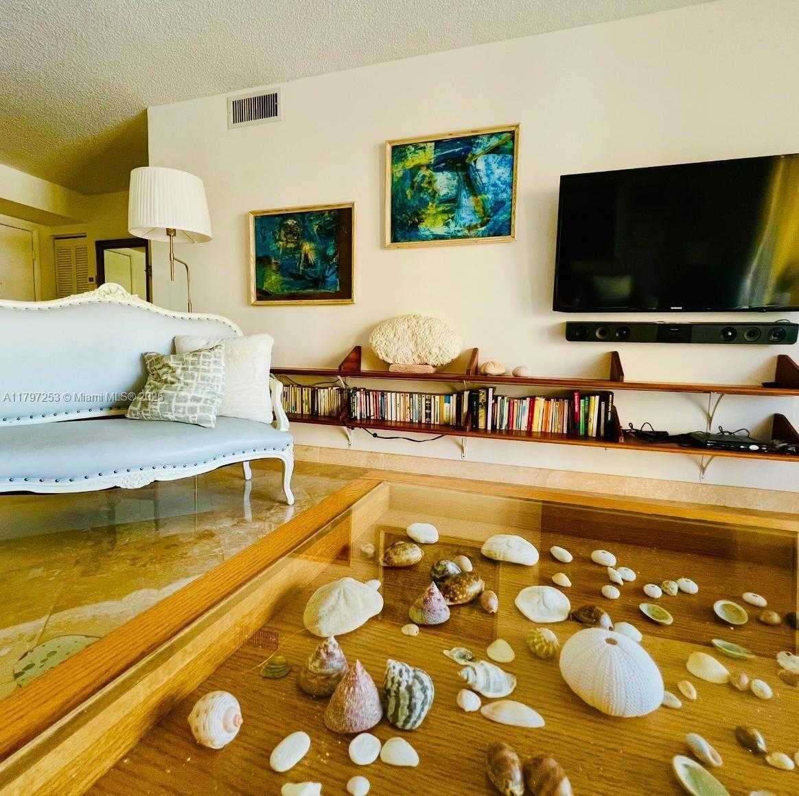 Small Image of 19877 EAST COUNTRY CLUB DR #3606, Aventura Number 8