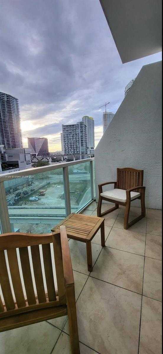 Small Image of 41 SOUTH EAST 5TH ST #714, Miami Number 8