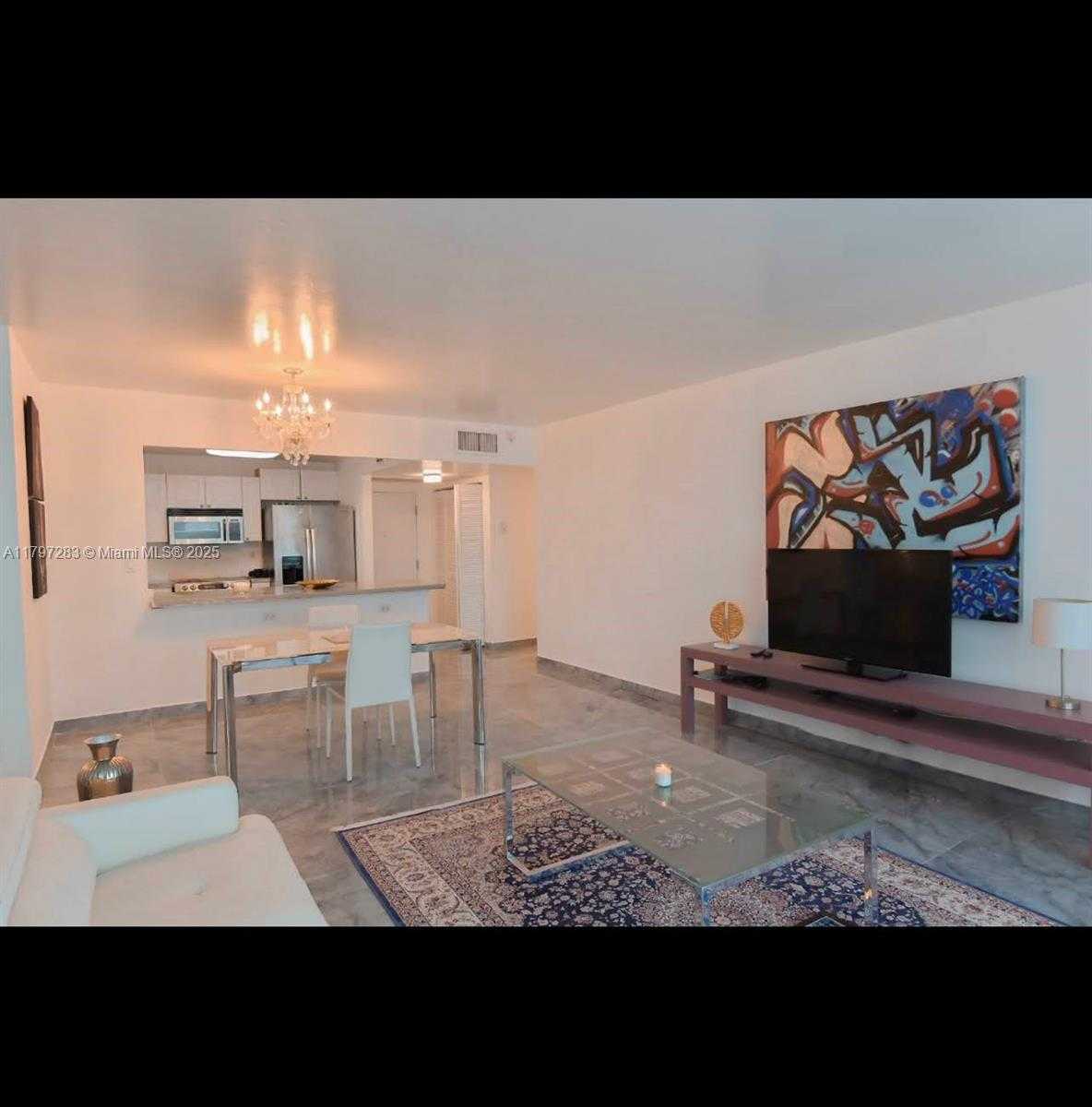 Small Image of 2301 COLLINS AVE #402, Miami Beach Number 3
