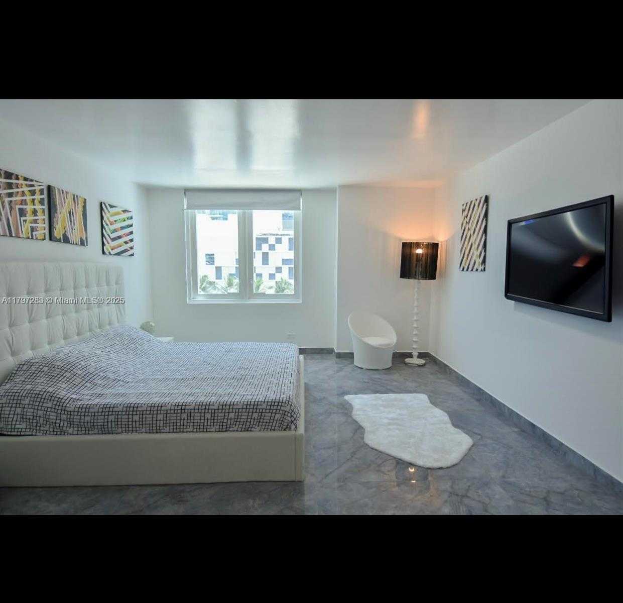 Small Image of 2301 COLLINS AVE #402, Miami Beach Number 5