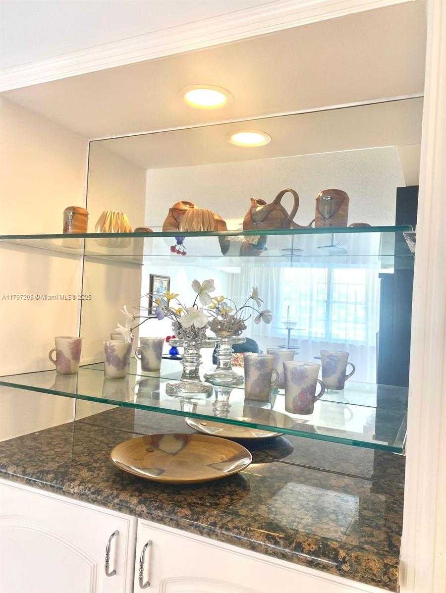 Small Image of 251 174TH ST #515, Sunny Isles Beach Number 13