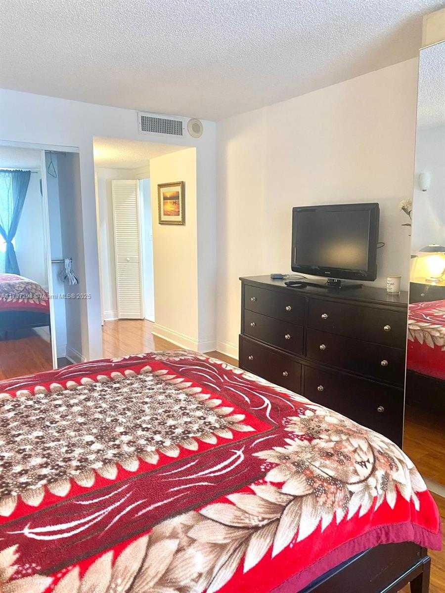 Small Image of 251 174TH ST #515, Sunny Isles Beach Number 14