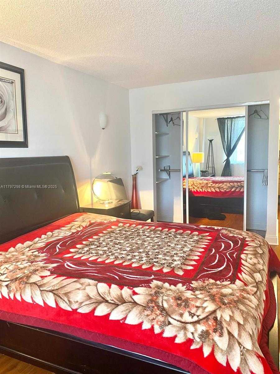 Small Image of 251 174TH ST #515, Sunny Isles Beach Number 15