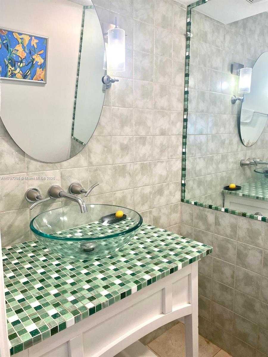 Small Image of 251 174TH ST #515, Sunny Isles Beach Number 24