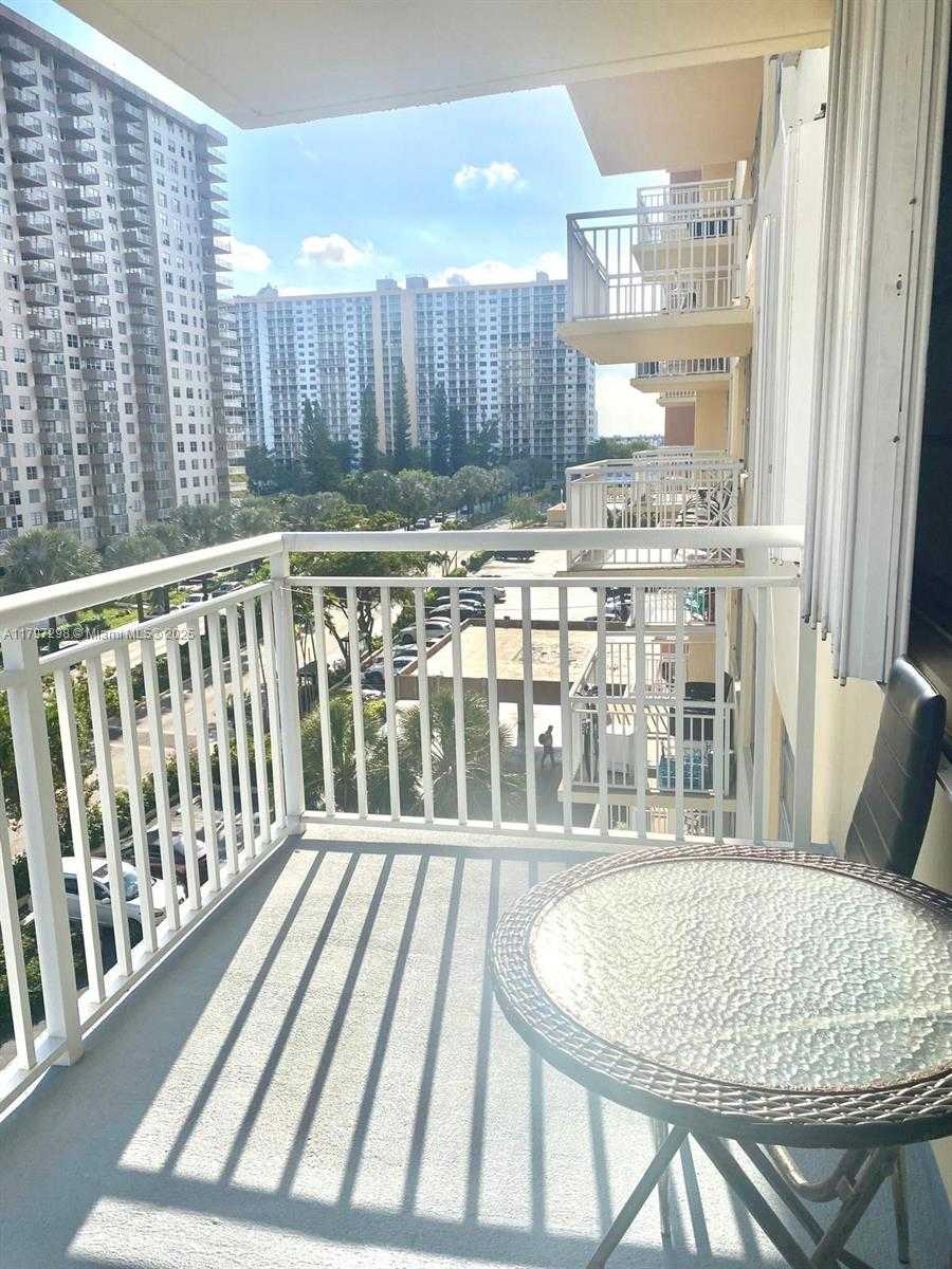 Small Image of 251 174TH ST #515, Sunny Isles Beach Number 26