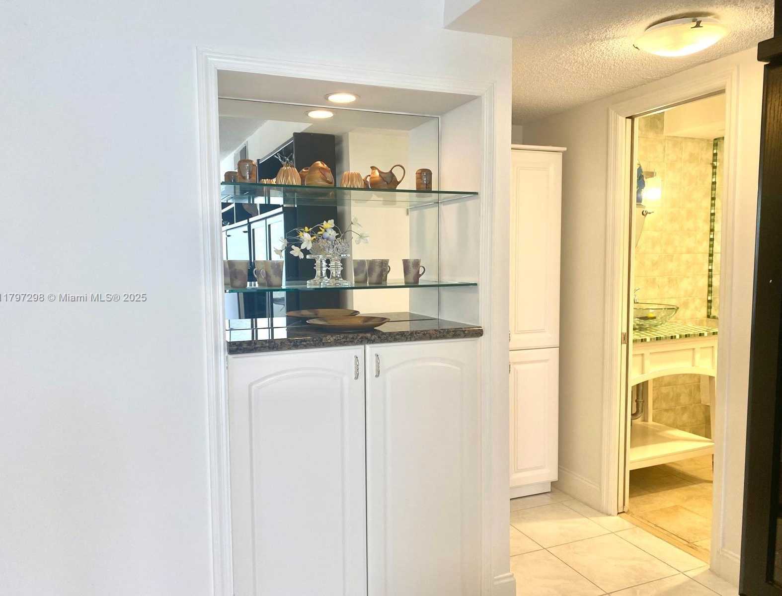 Small Image of 251 174TH ST #515, Sunny Isles Beach Number 5