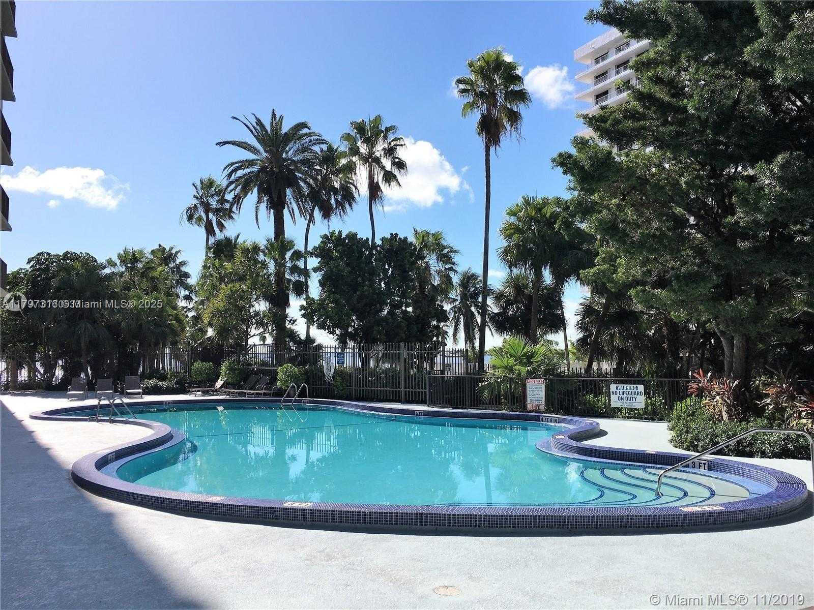 Small Image of 1450 BRICKELL BAY DR #1604, Miami Number 17