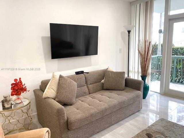 Small Image of 1408 BRICKELL BAY DR #103, Miami Number 10