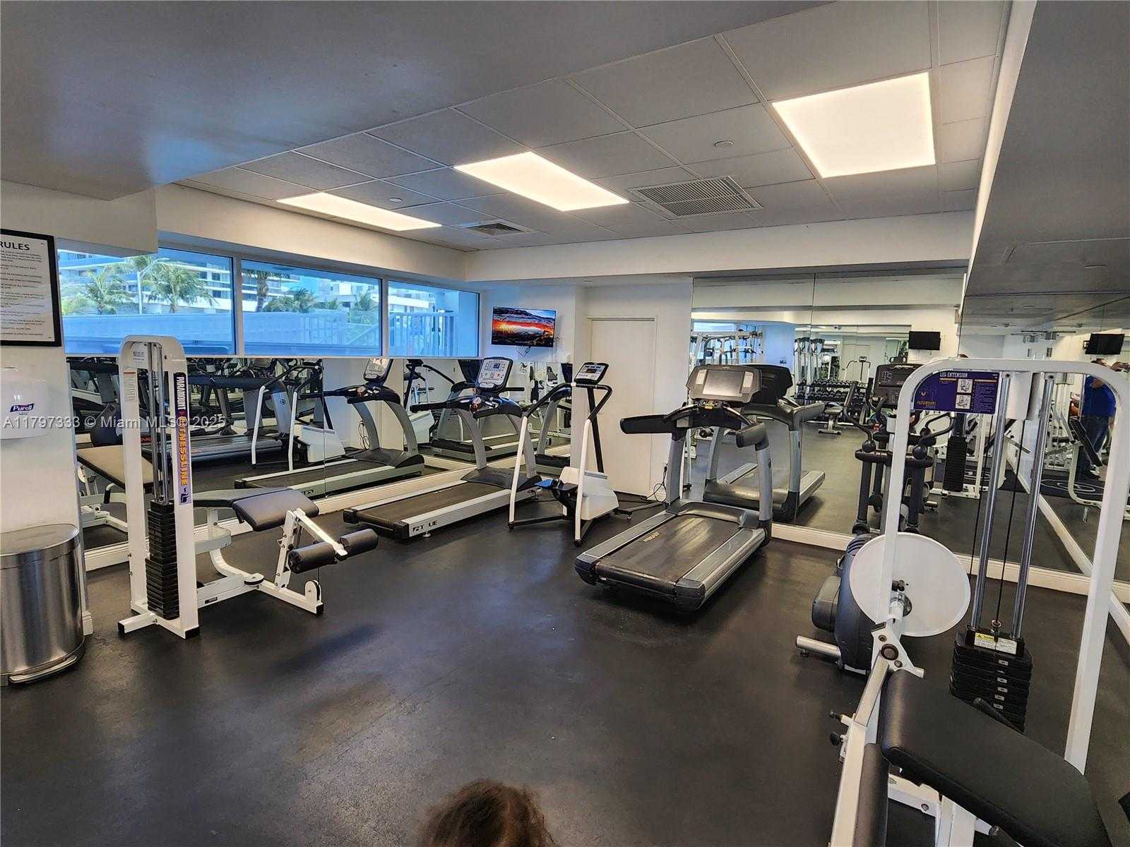 Small Image of 5900 COLLINS AVE #906, Miami Beach Number 26