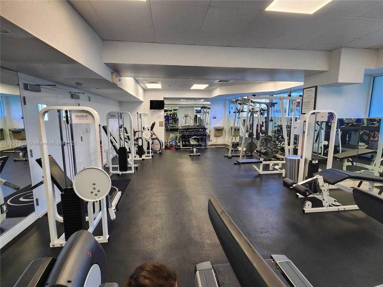 Small Image of 5900 COLLINS AVE #906, Miami Beach Number 29