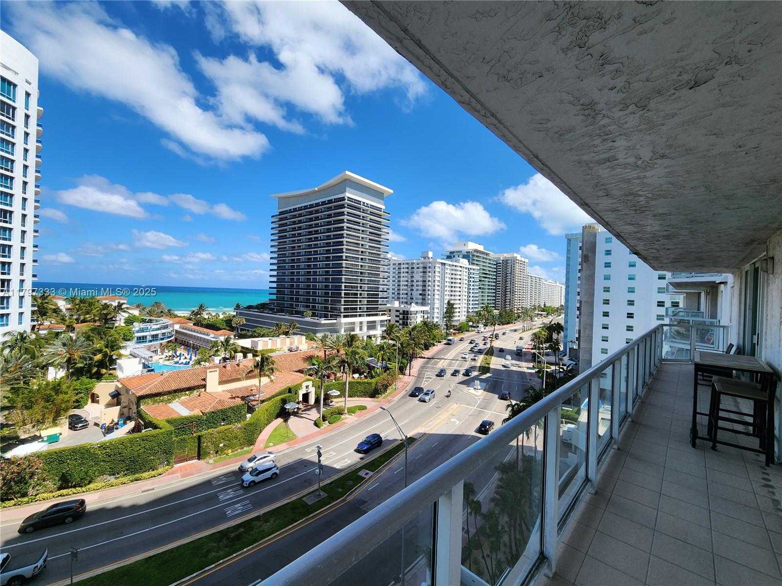 Small Image of 5900 COLLINS AVE #906, Miami Beach Number 3