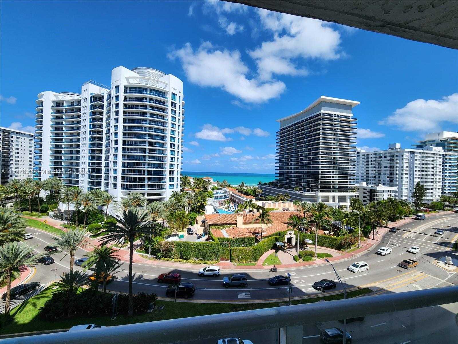 Small Image of 5900 COLLINS AVE #906, Miami Beach Number 4