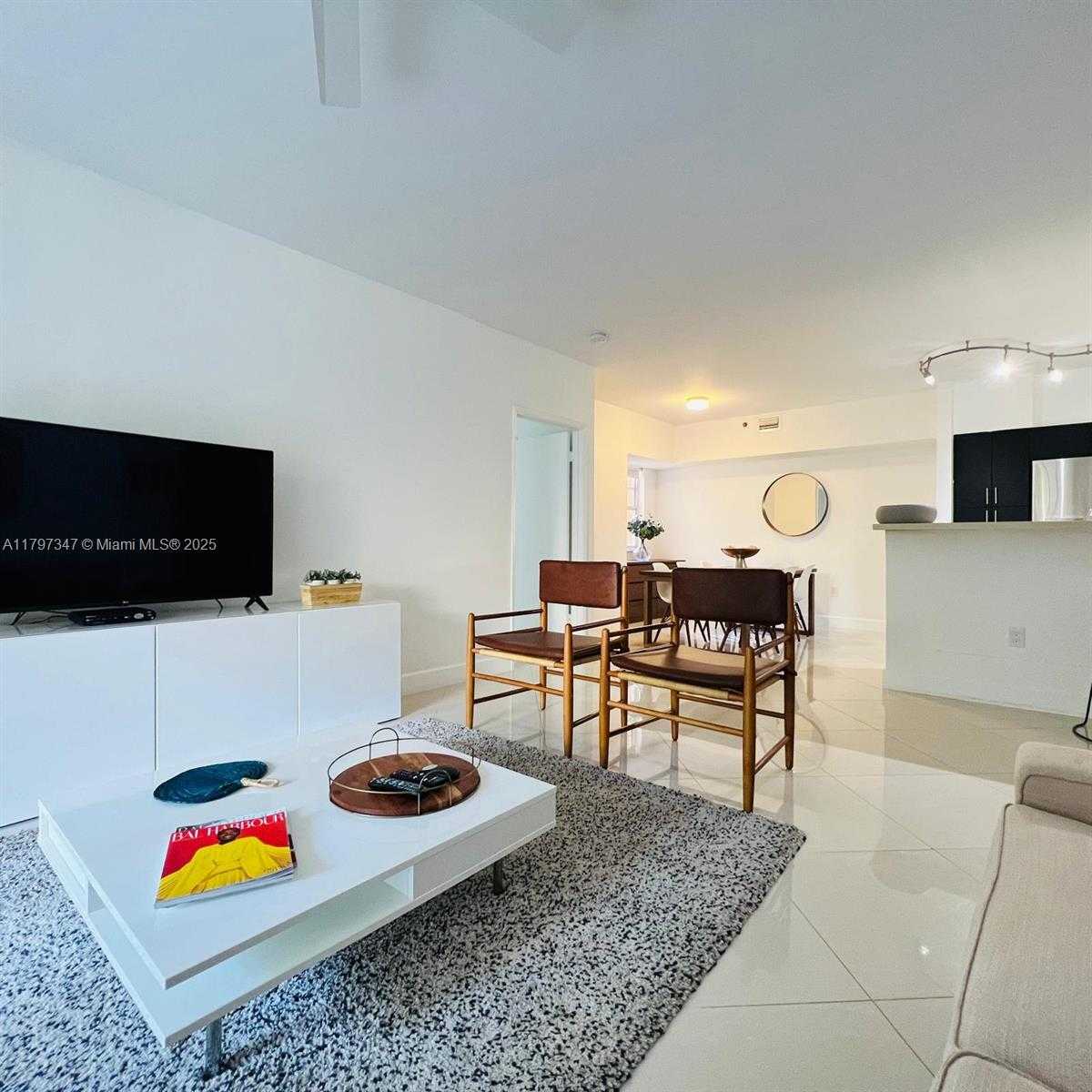 Small Image of 19701 EAST COUNTRY CLUB DR #5108, Aventura Number 2