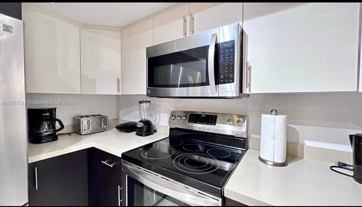 Small Image of 19701 EAST COUNTRY CLUB DR #5108, Aventura Number 9
