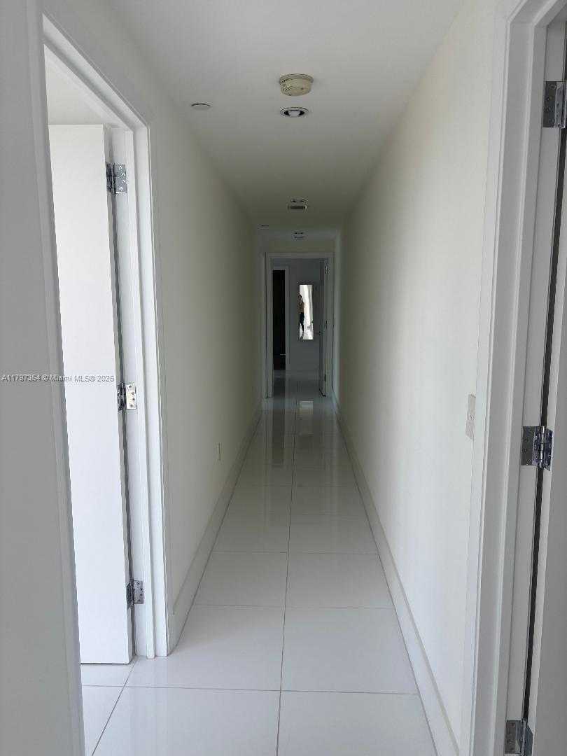 Small Image of 17121 COLLINS AVE #3101, Sunny Isles Beach Number 7