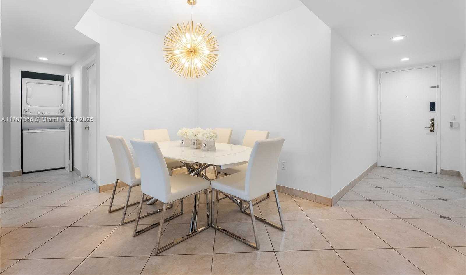 Small Image of 4779 COLLINS AVE #1008, Miami Beach Number 14